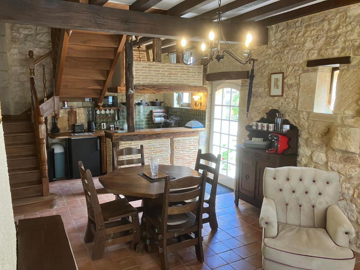 Le Petit Chateau - Adults Only Property Le Bugue Εξωτερικό φωτογραφία