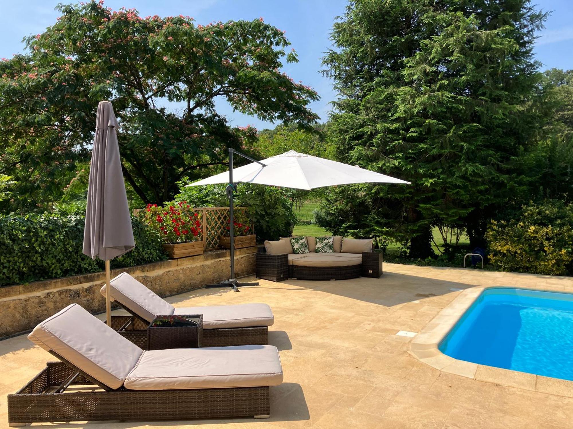 Le Petit Chateau - Adults Only Property Le Bugue Εξωτερικό φωτογραφία